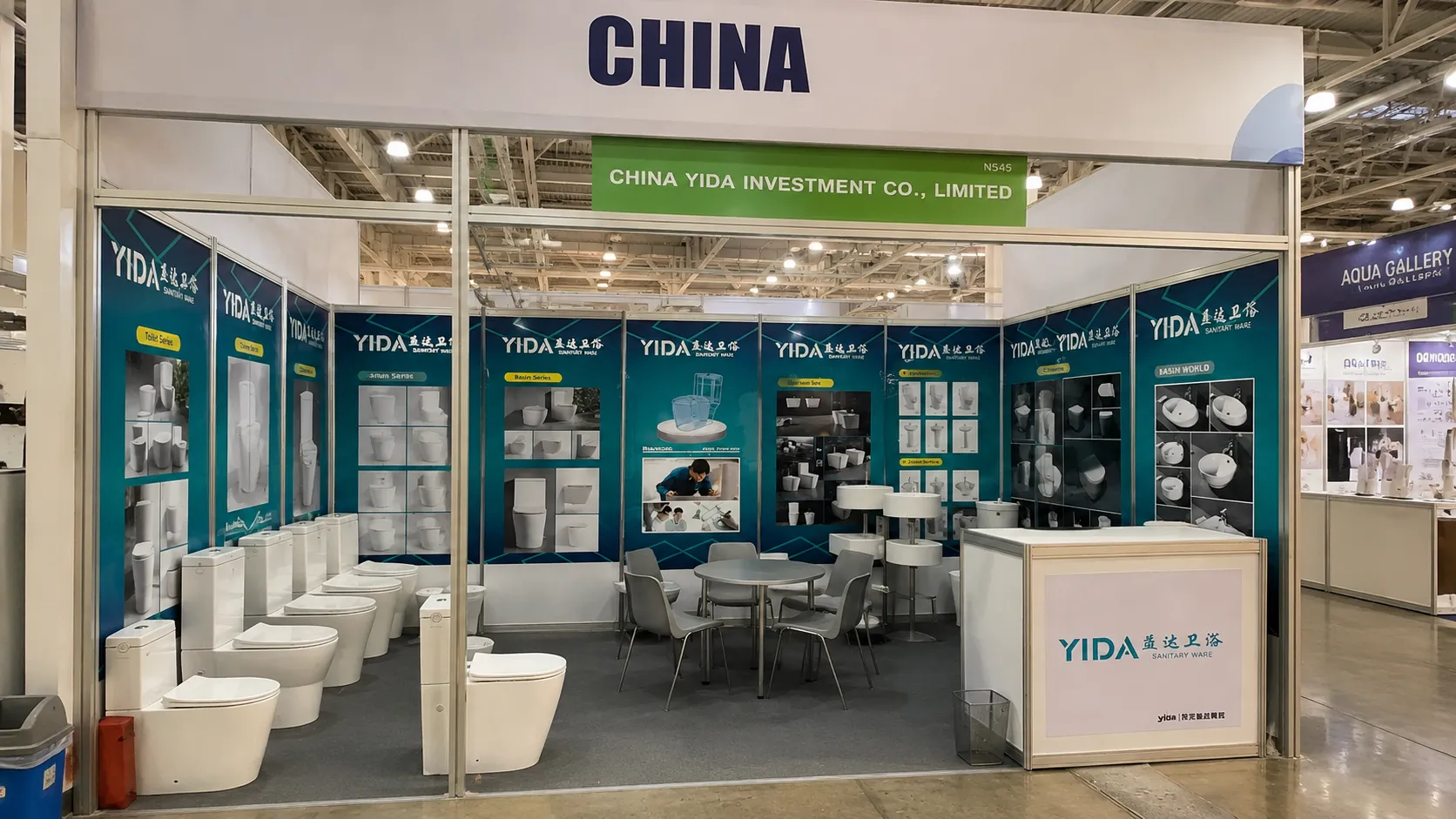 YIDA booth at 2019 Russia Expo, labeled “CHINA YIDA INVESTMENT CO., LIMITED”, displaying modern ceramic toilets and basins