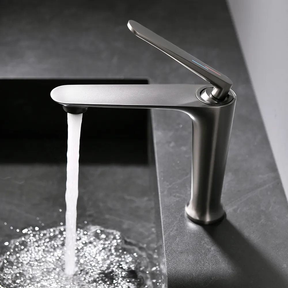 Yida Bath Single Lever Chrome Basin Faucet With Waterfall Spout